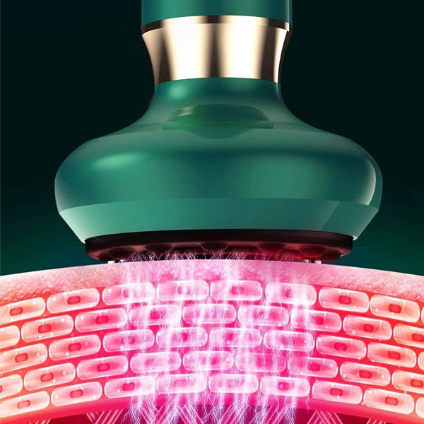 <p><em><strong>Veicina kolagēna ražošanu un nostiprina ādu</strong></em></p>